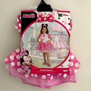 Minnie Mouse Halloween costume